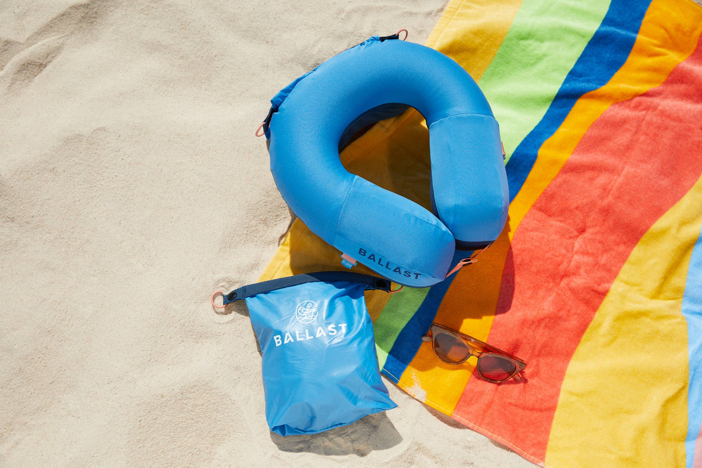 Ballast Beach Pillow Pro: Tropical Blue