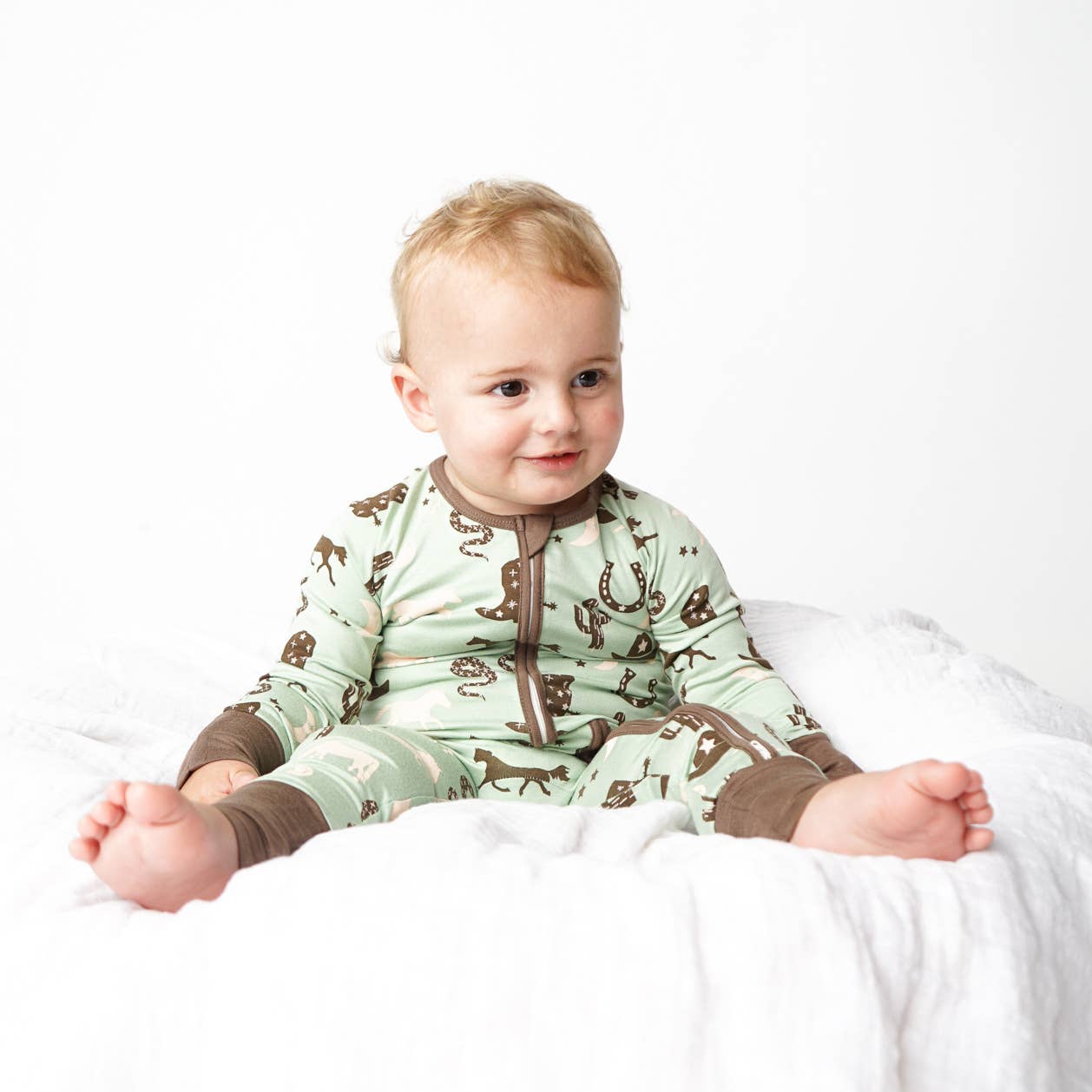 Giddyup Western Horse Bamboo Pajamas Baby Romper Baby Clothes: 3-6M