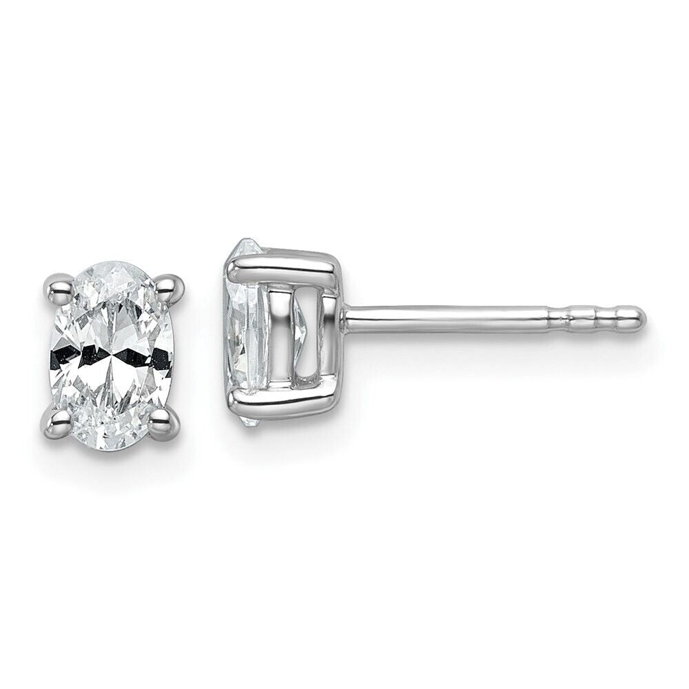 Oval dia. Stud earrings