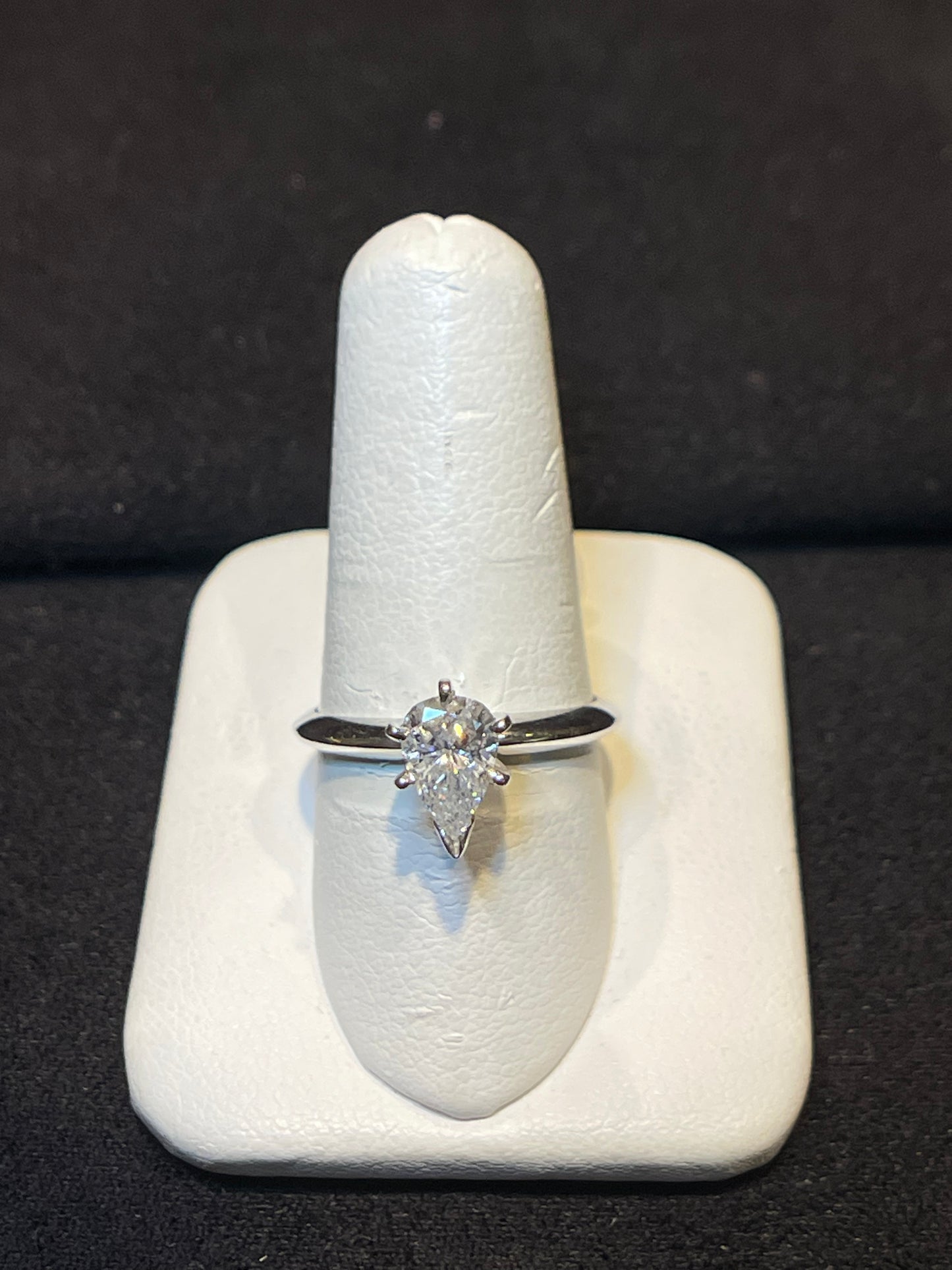 Diamond Pear ( 3/4 CTW)