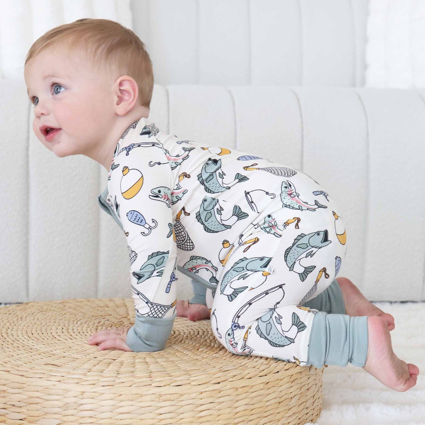Catch of the Day Convertible Zip Romper: 0-3 months