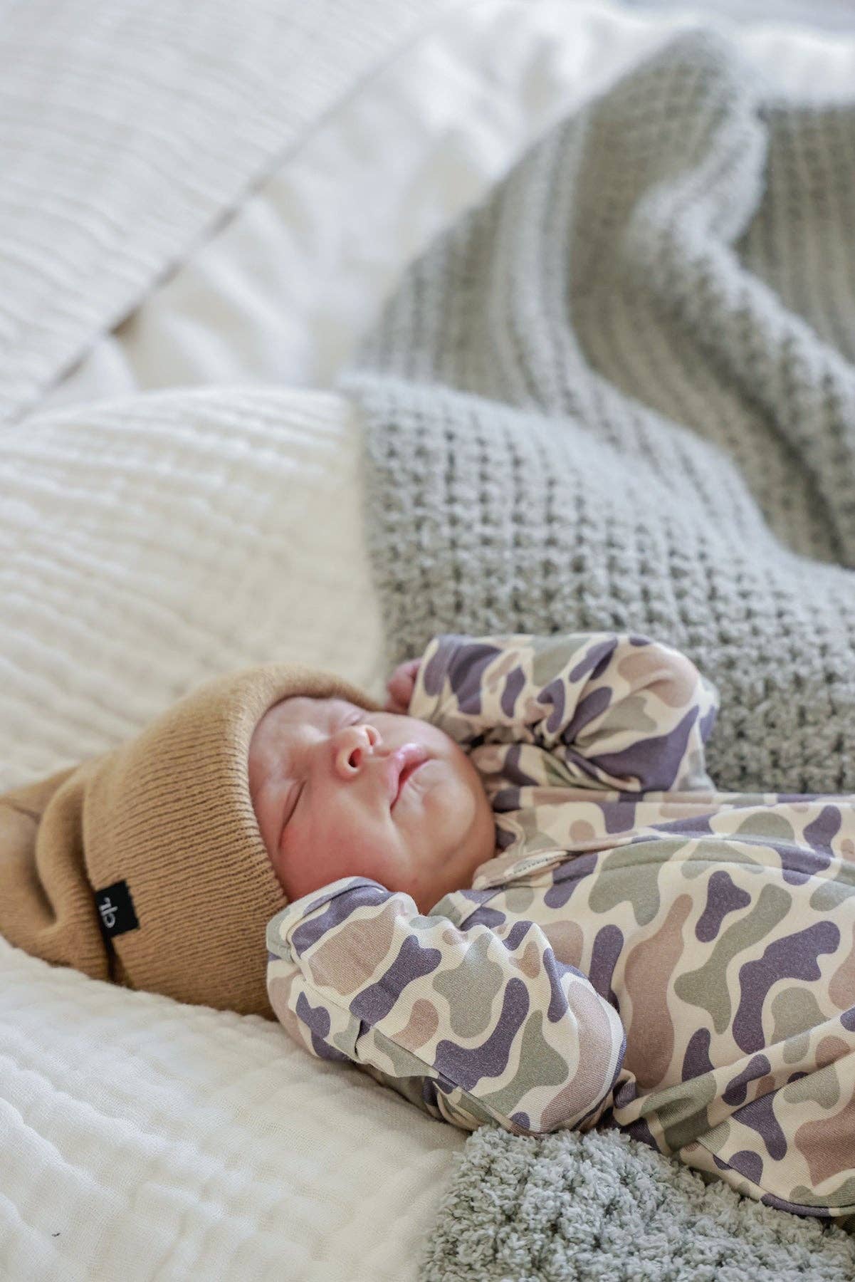 Bamboo Zipper Footie | Camo Cutie: Newborn
