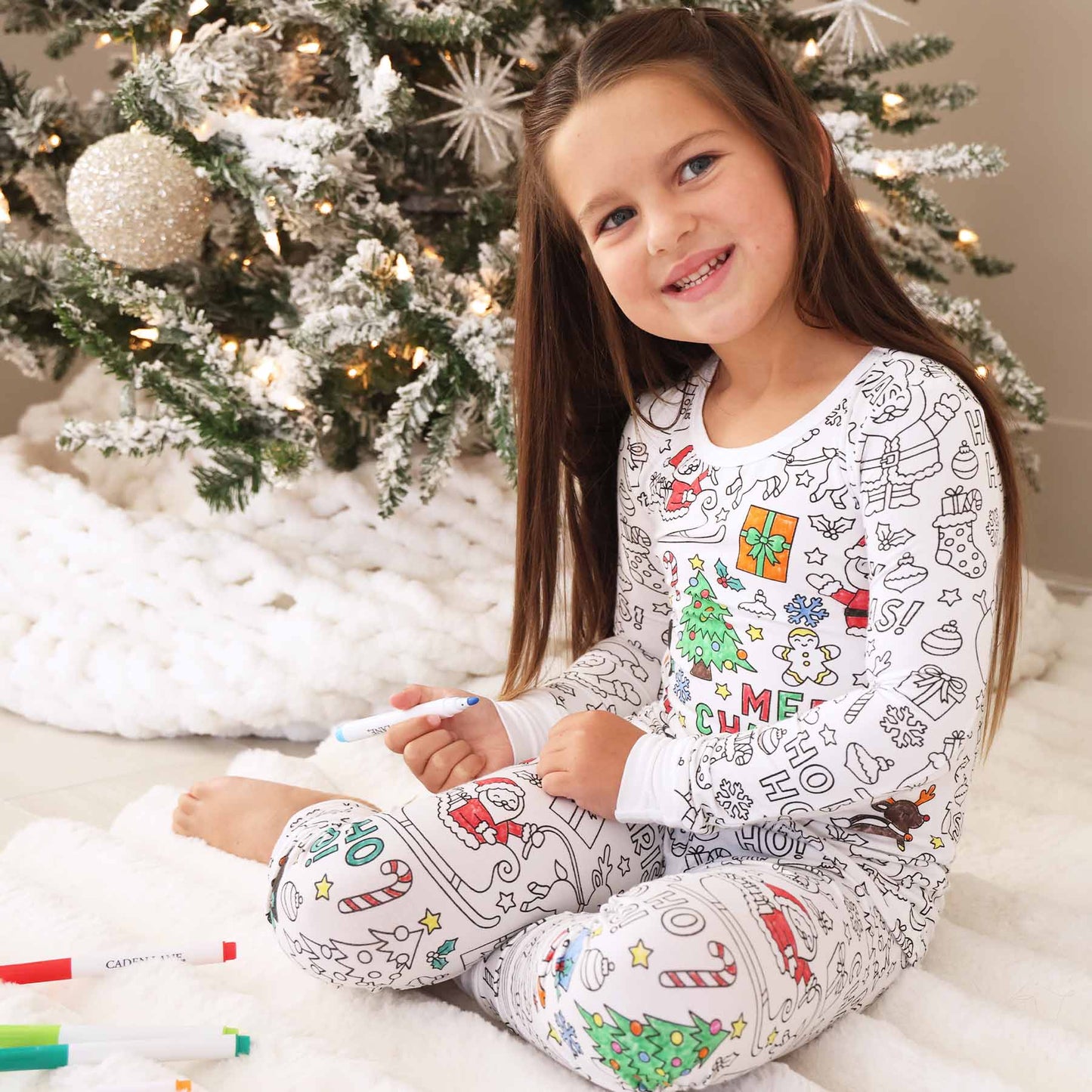 Colorable Two Piece Pajama Set | Christmas Morning: 4T