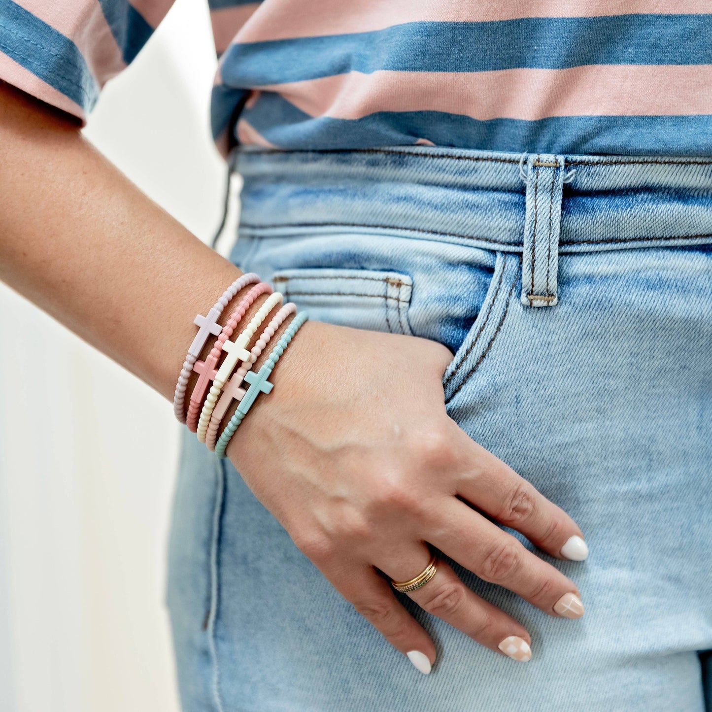 Jesus Bracelets - 5 Packs: Camo / Extra Small