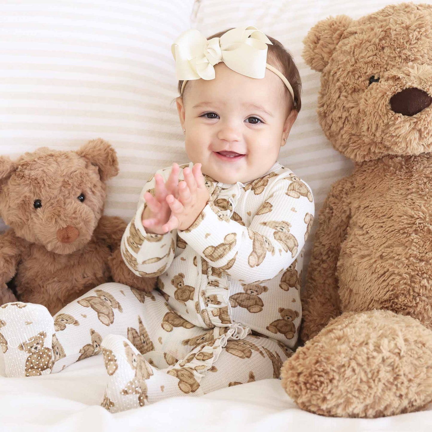 Beary Sweet Bamboo Waffle Zipper Ruffle Footie: 0-3 months