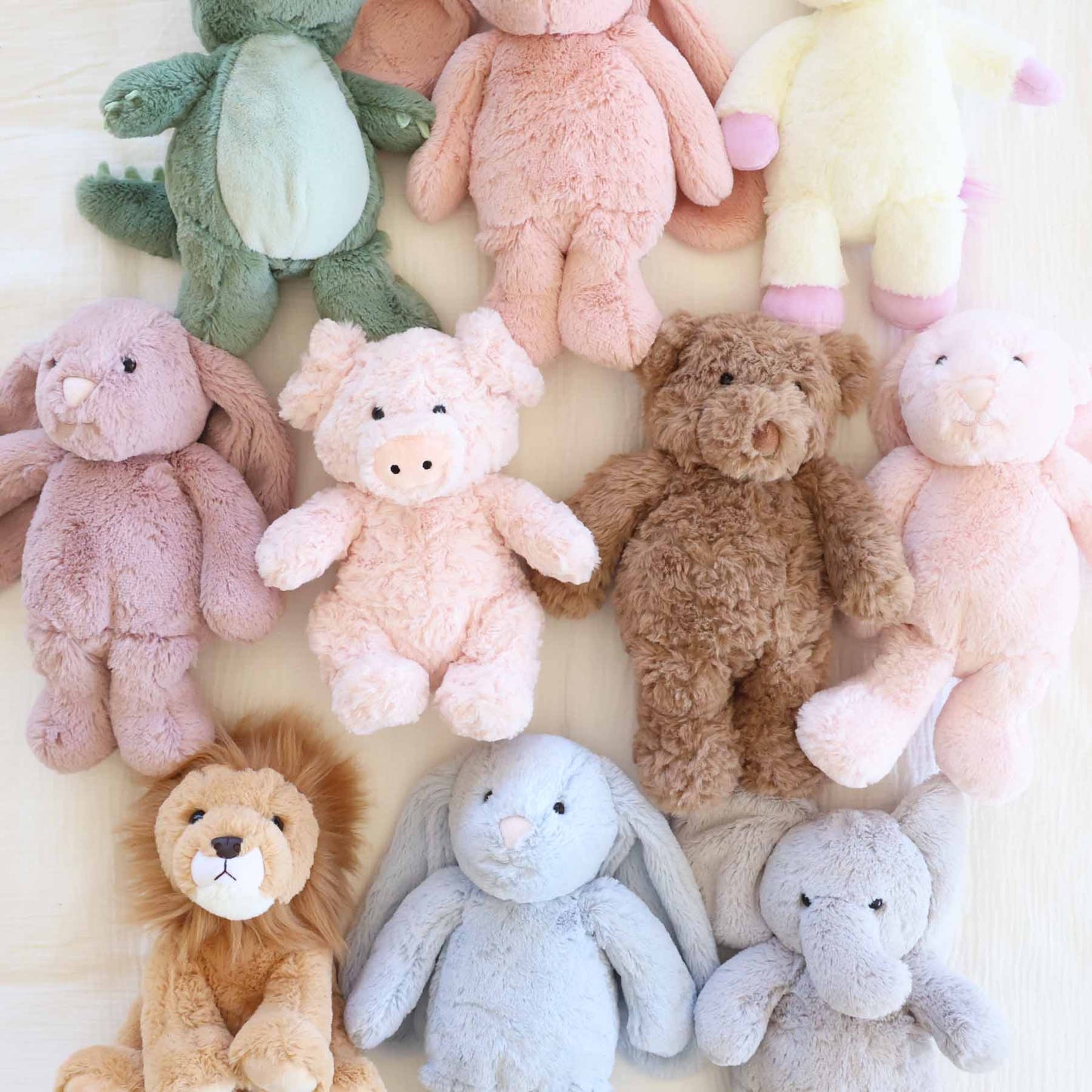 Large Cuddle Plush Friends | Brody Bear