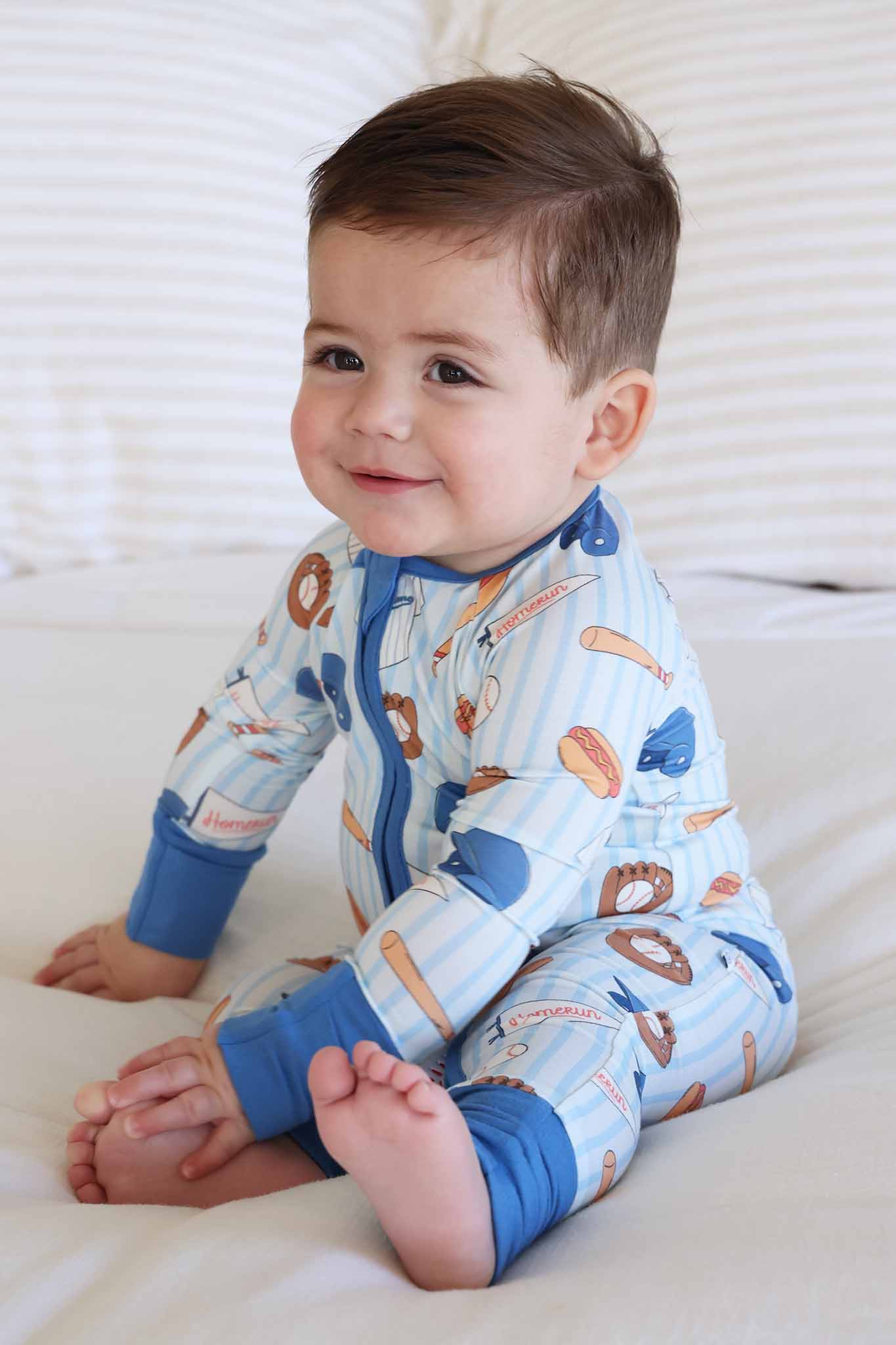 Ballpark Bros Convertible Zip Romper: 3-6 months