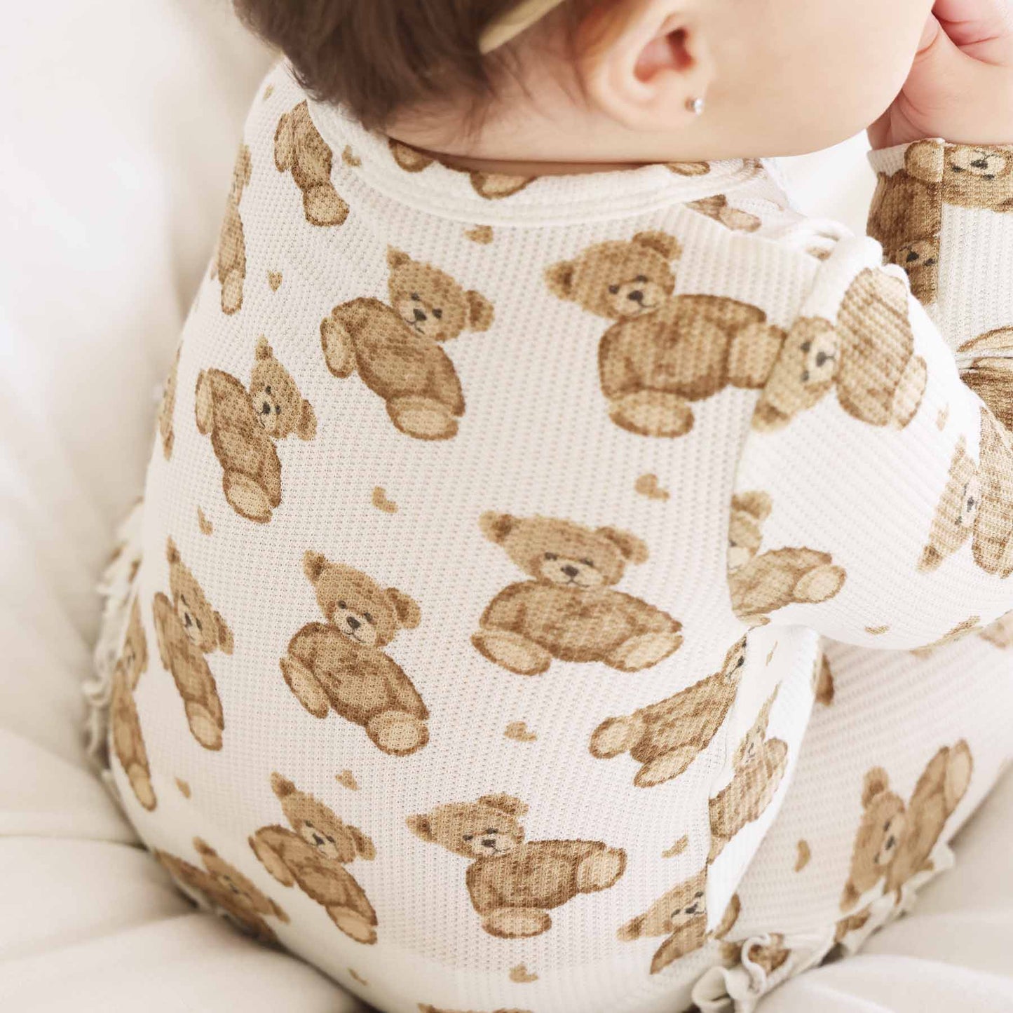 Beary Sweet Bamboo Waffle Zipper Ruffle Footie: 0-3 months