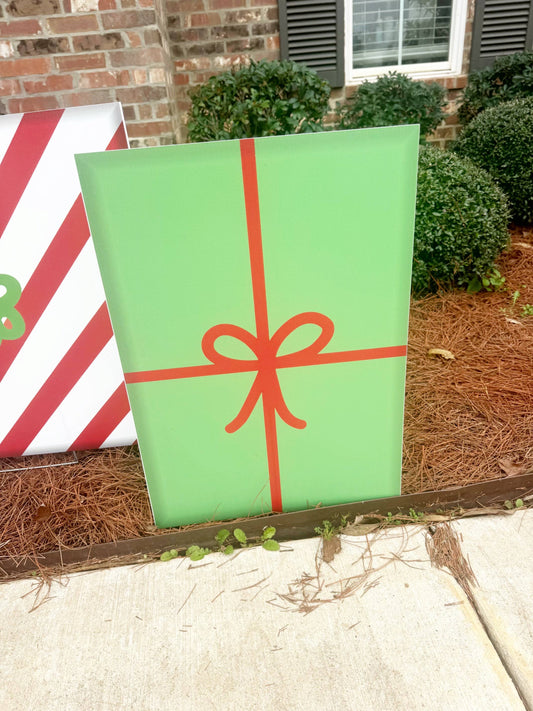 Christmas Gift Set : Green with red bow