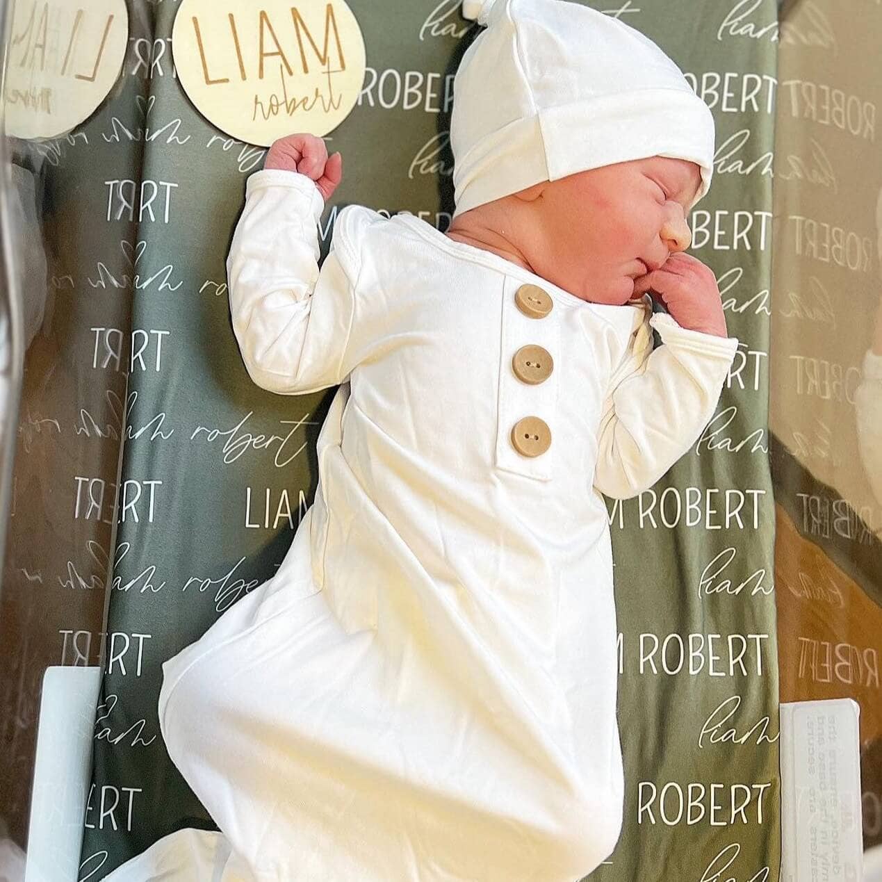 Solid White Bamboo Baby Knot Gown & Hat: Newborn / 7-14lbs+