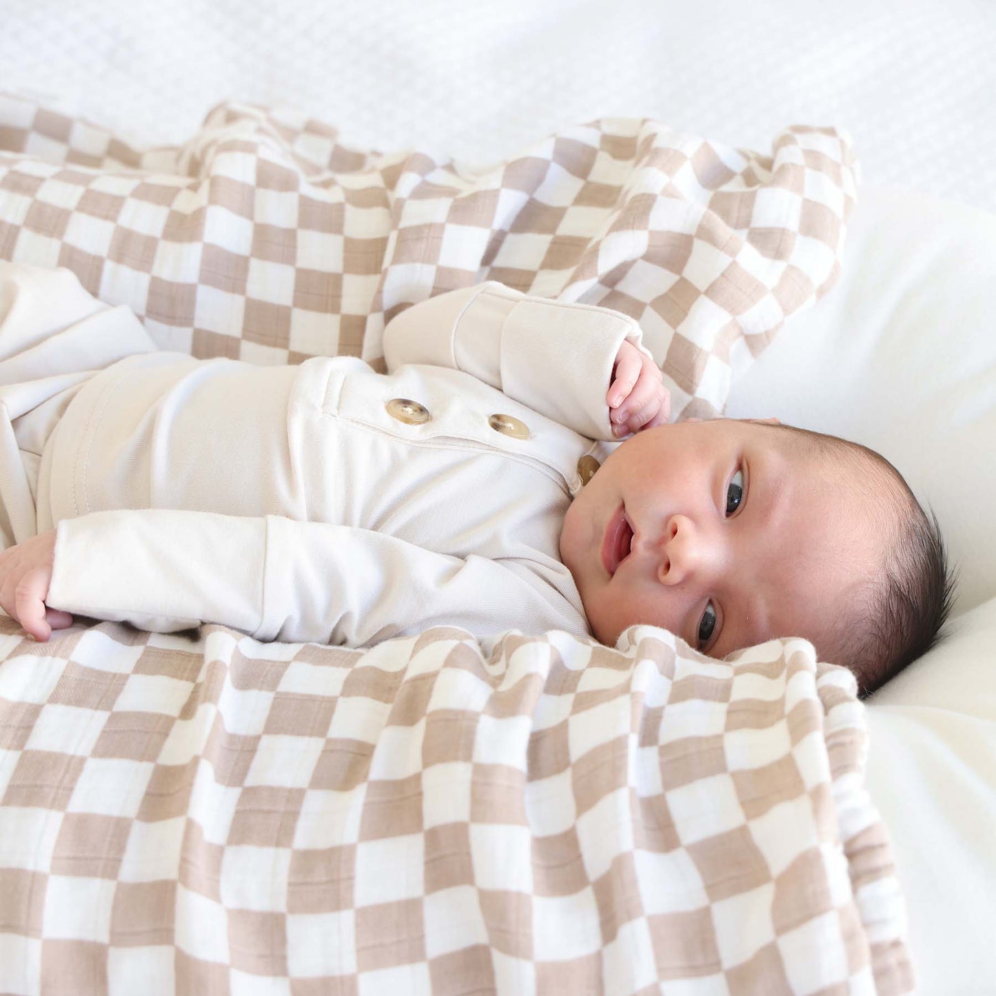 2pc Bamboo Button Top & Bottom | Eggshell: NB-3 months