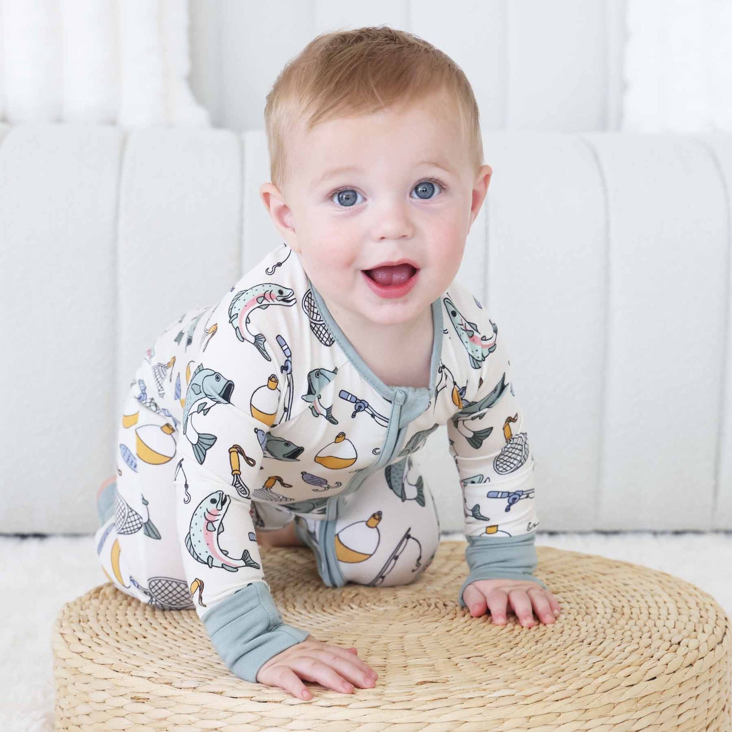 Catch of the Day Convertible Zip Romper: 0-3 months