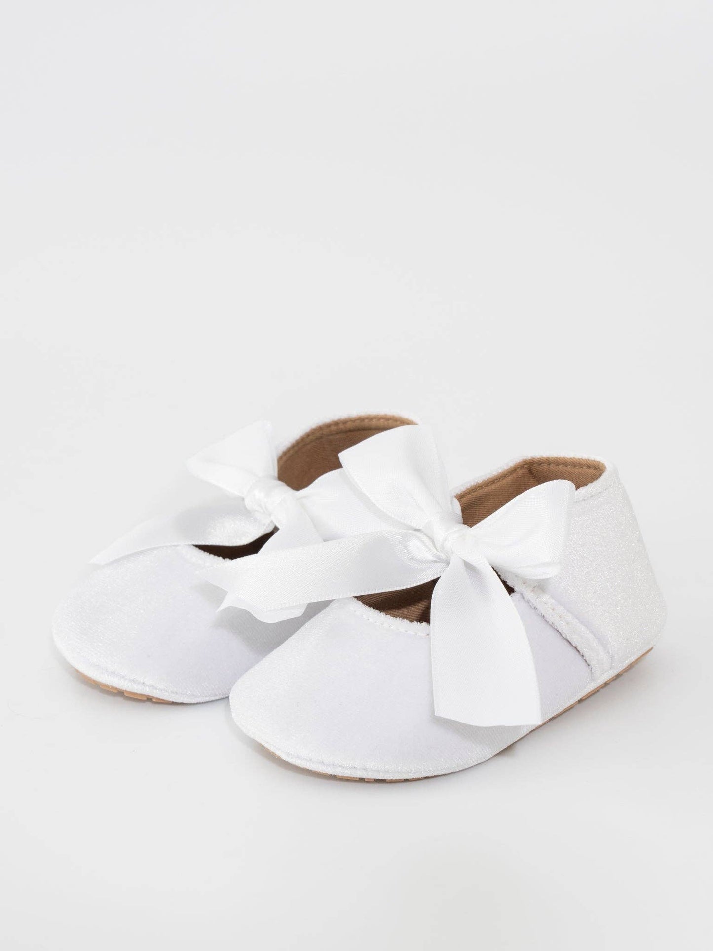 Velvet Ribbon Bow Baby Shoe White: 0/6MOS