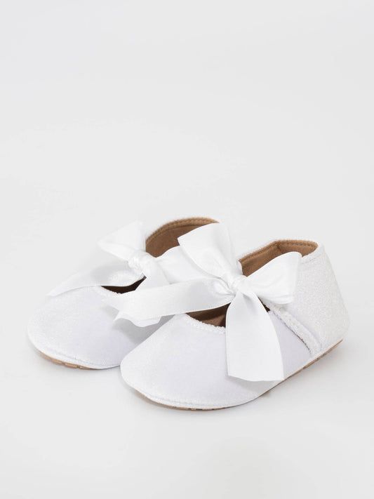Velvet Ribbon Bow Baby Shoe White: 12/18MOS