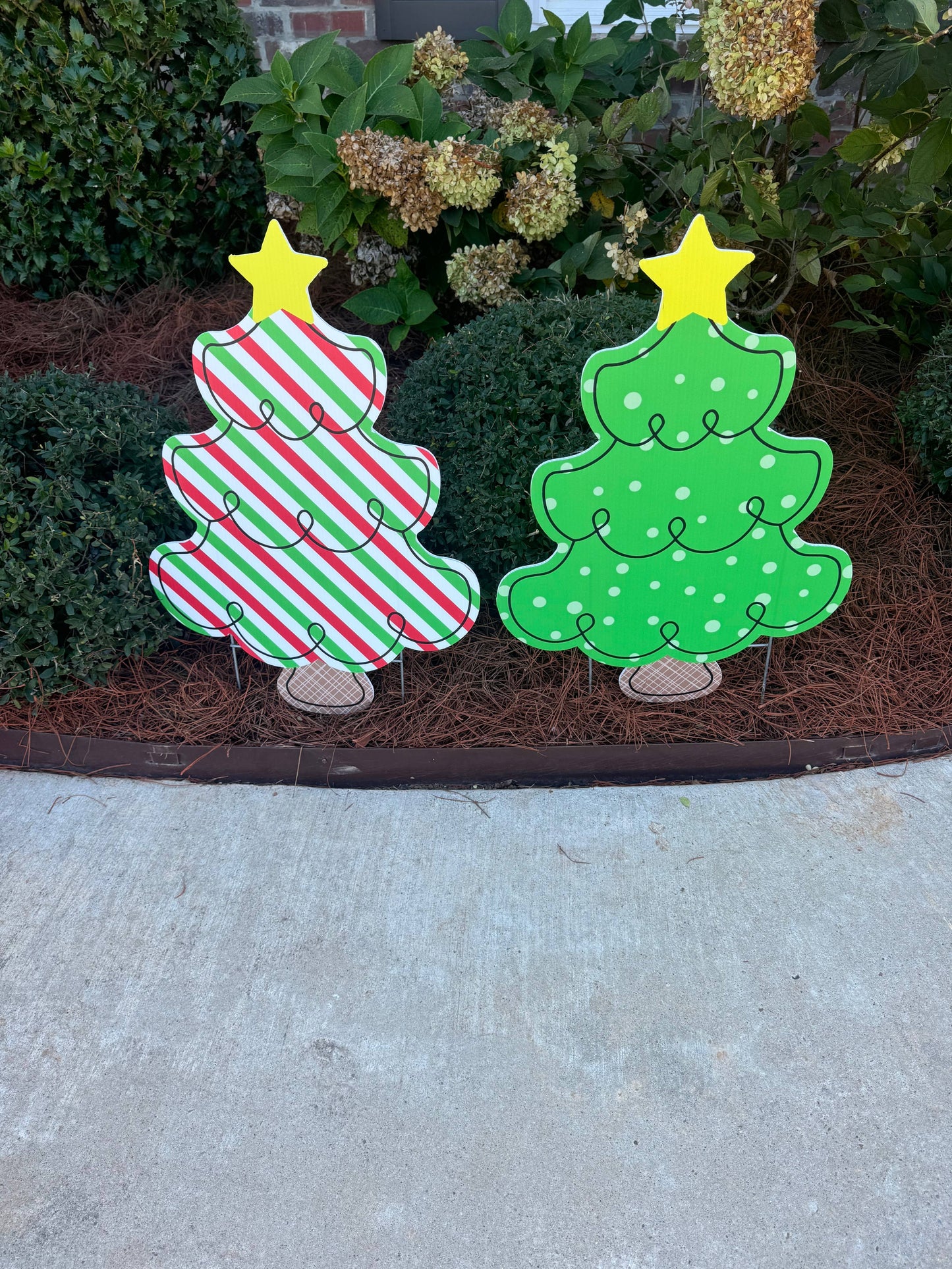 Little Green Polkadot Tree: Yard Sign