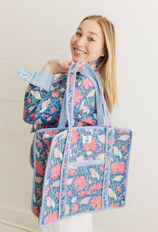 Seascape | Large Quilted Zipper Tote Bag