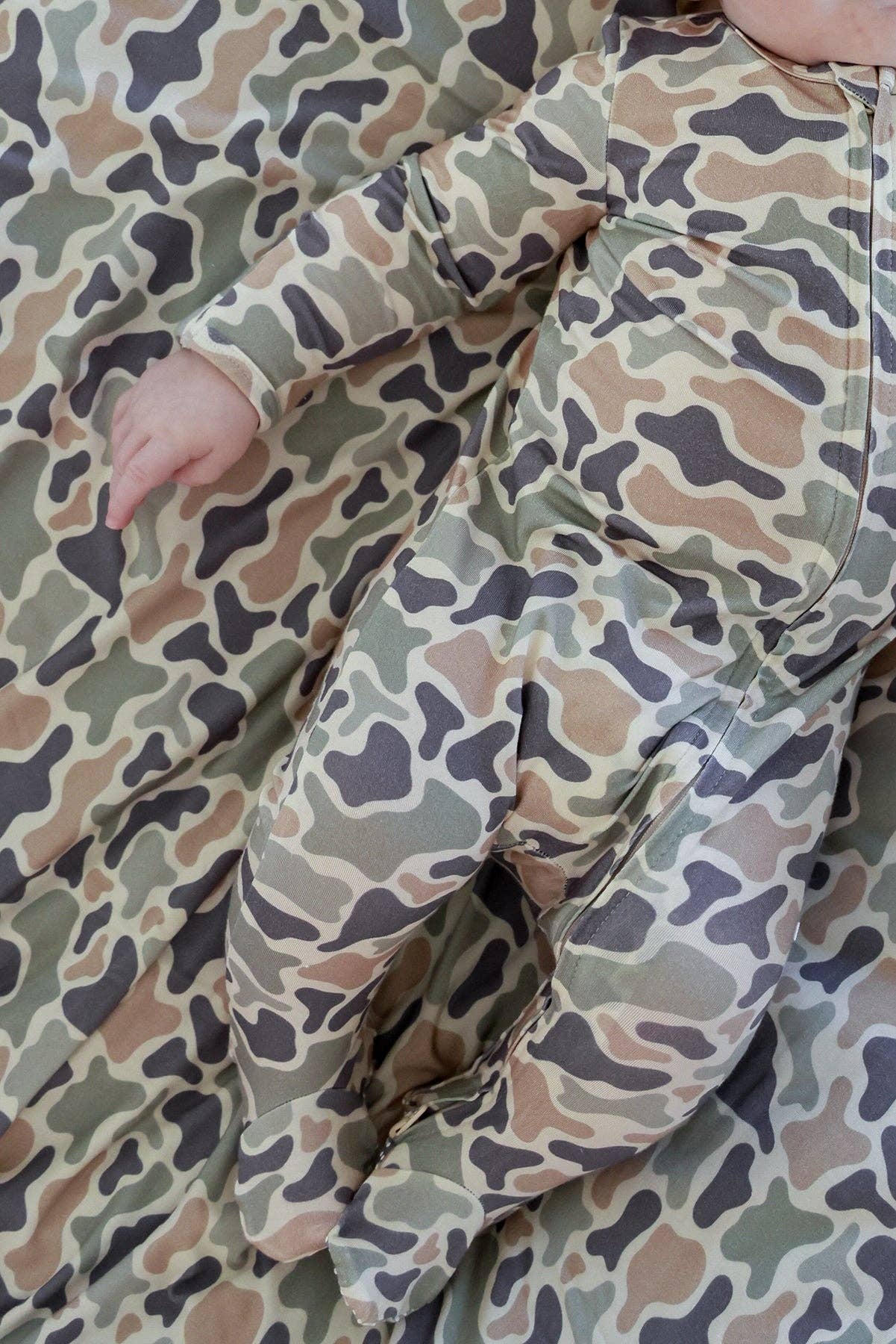 Bamboo Zipper Footie | Camo Cutie: 0-3 months
