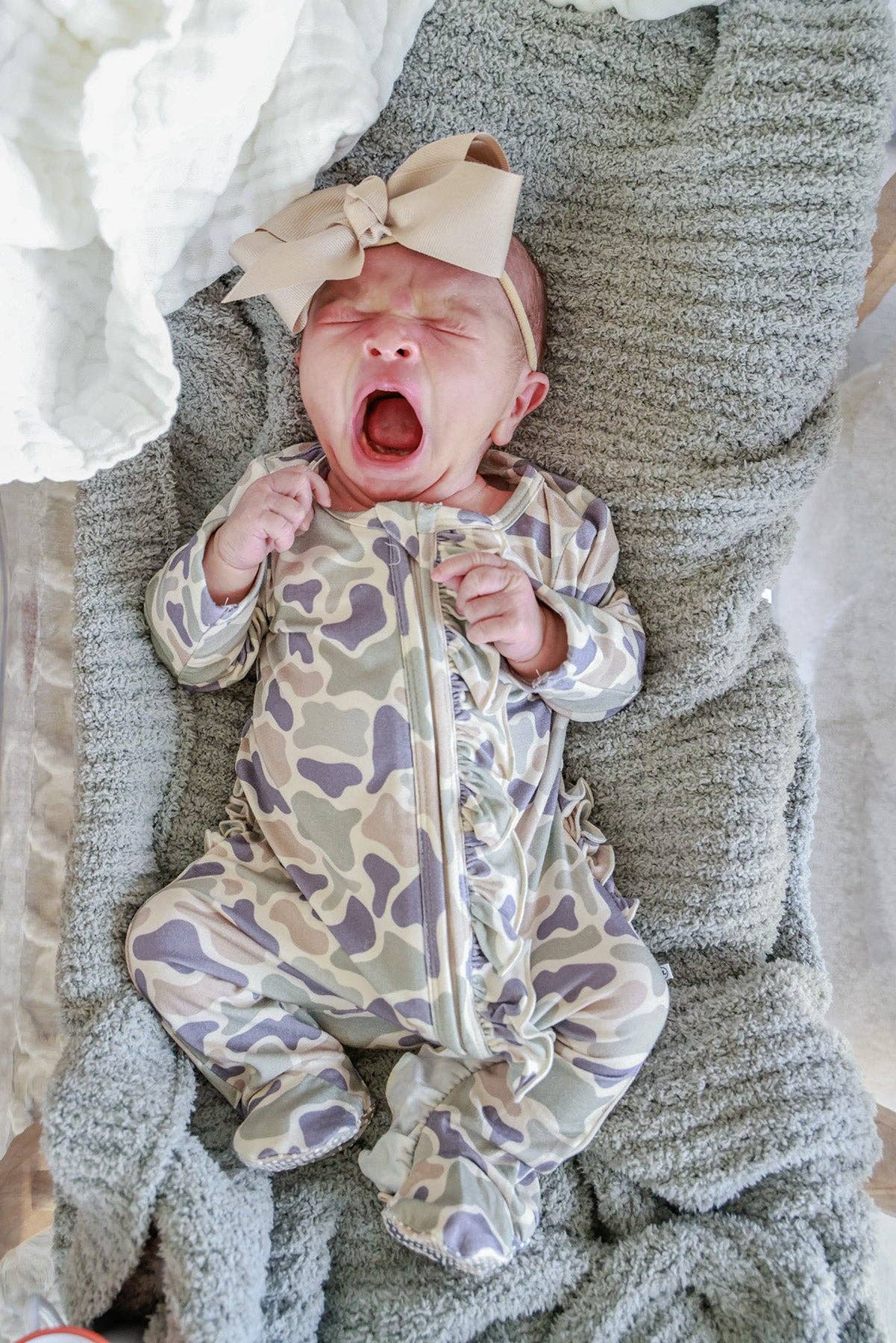 Ruffle Bamboo Zipper Footie | Camo Cutie: 0-3 months