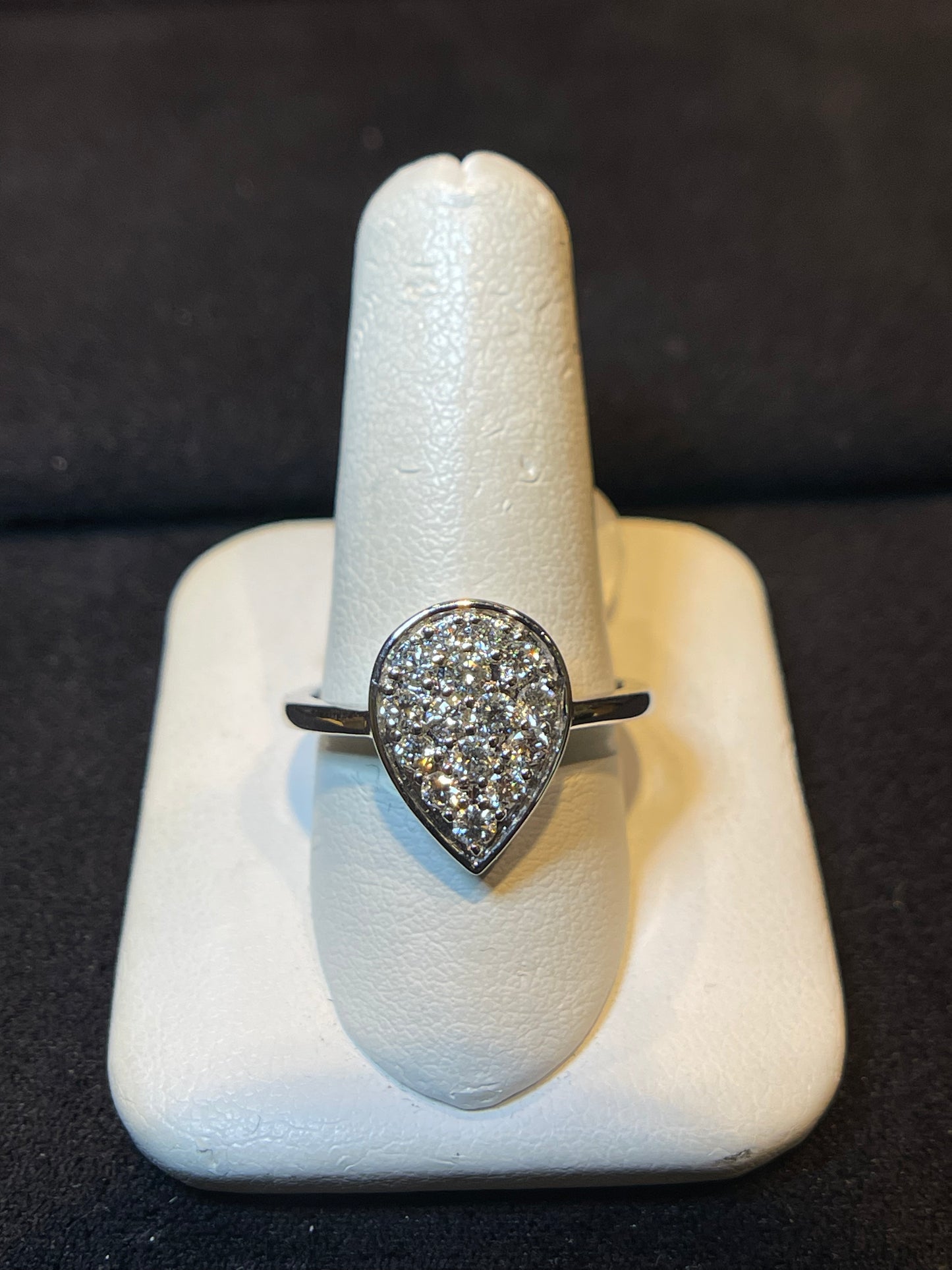 Diamond Pear Cluster