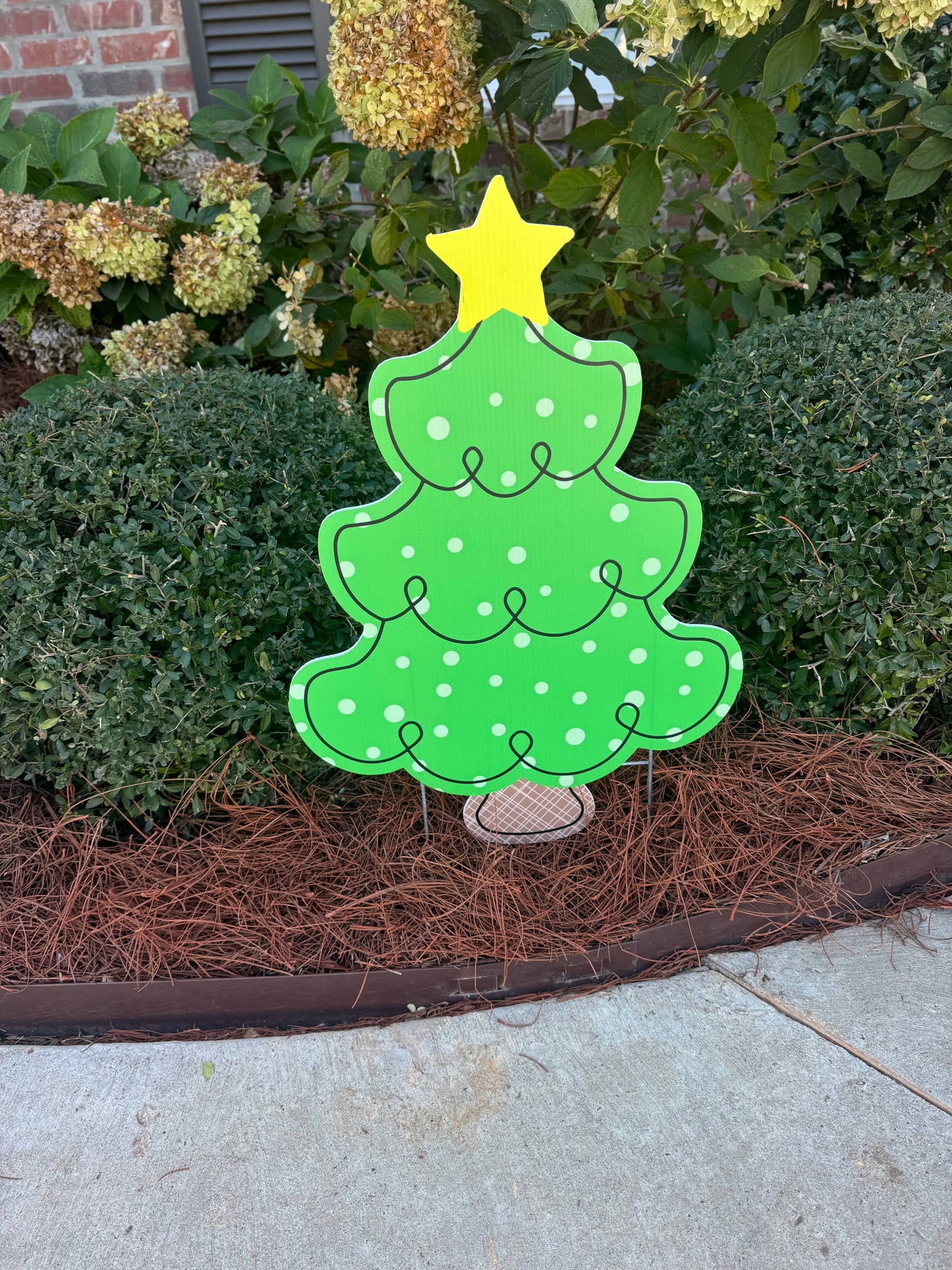 Little Green Polkadot Tree: Yard Sign
