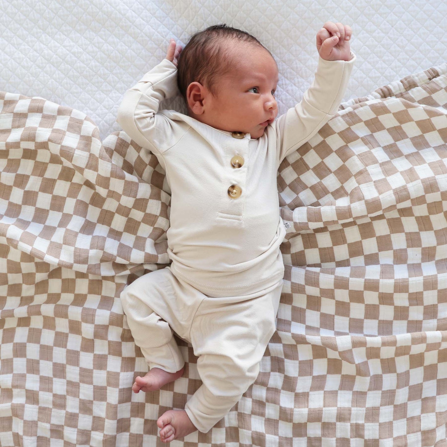 2pc Bamboo Button Top & Bottom | Eggshell: NB-3 months