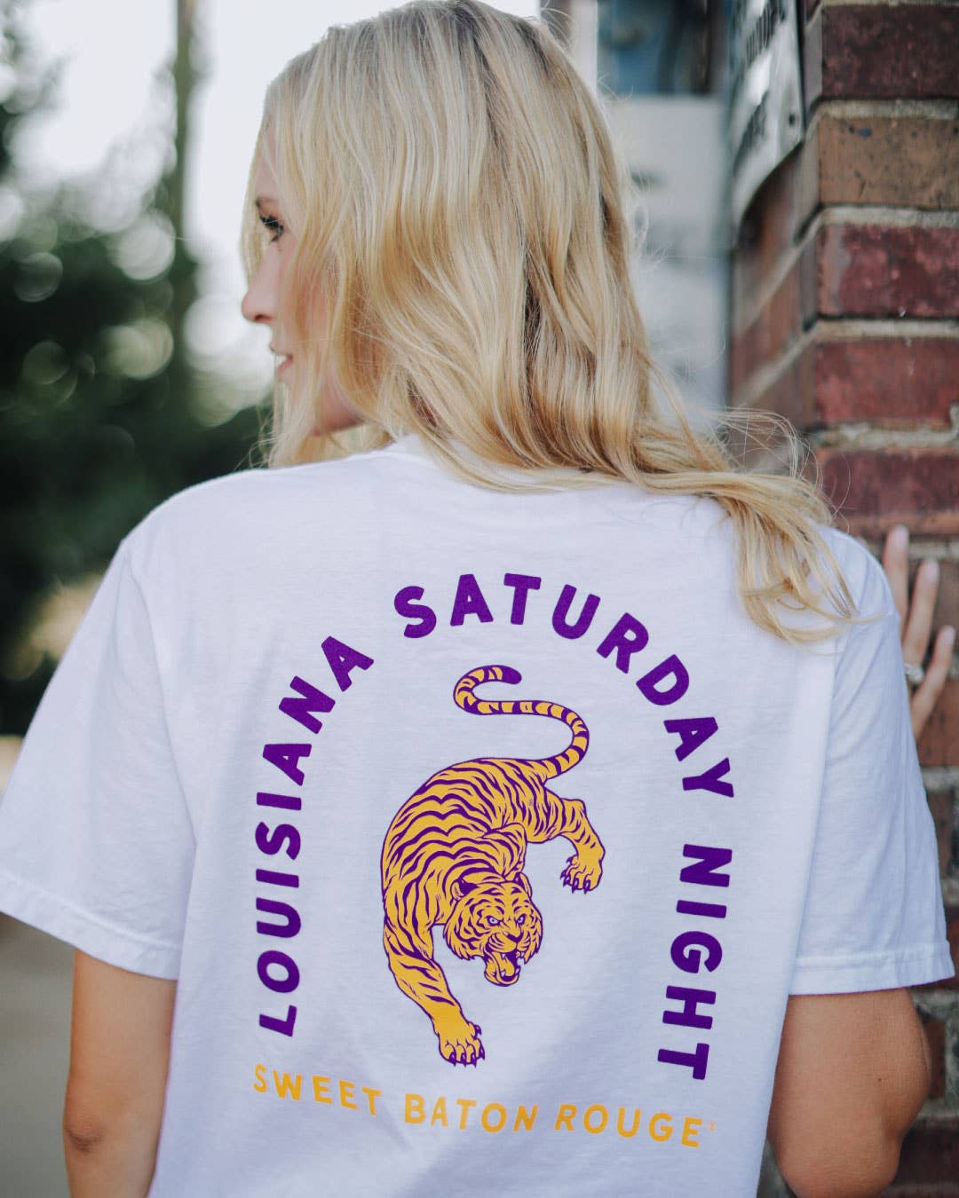 Louisiana Saturday Night Tiger Pocket T-Shirt: Extra Large