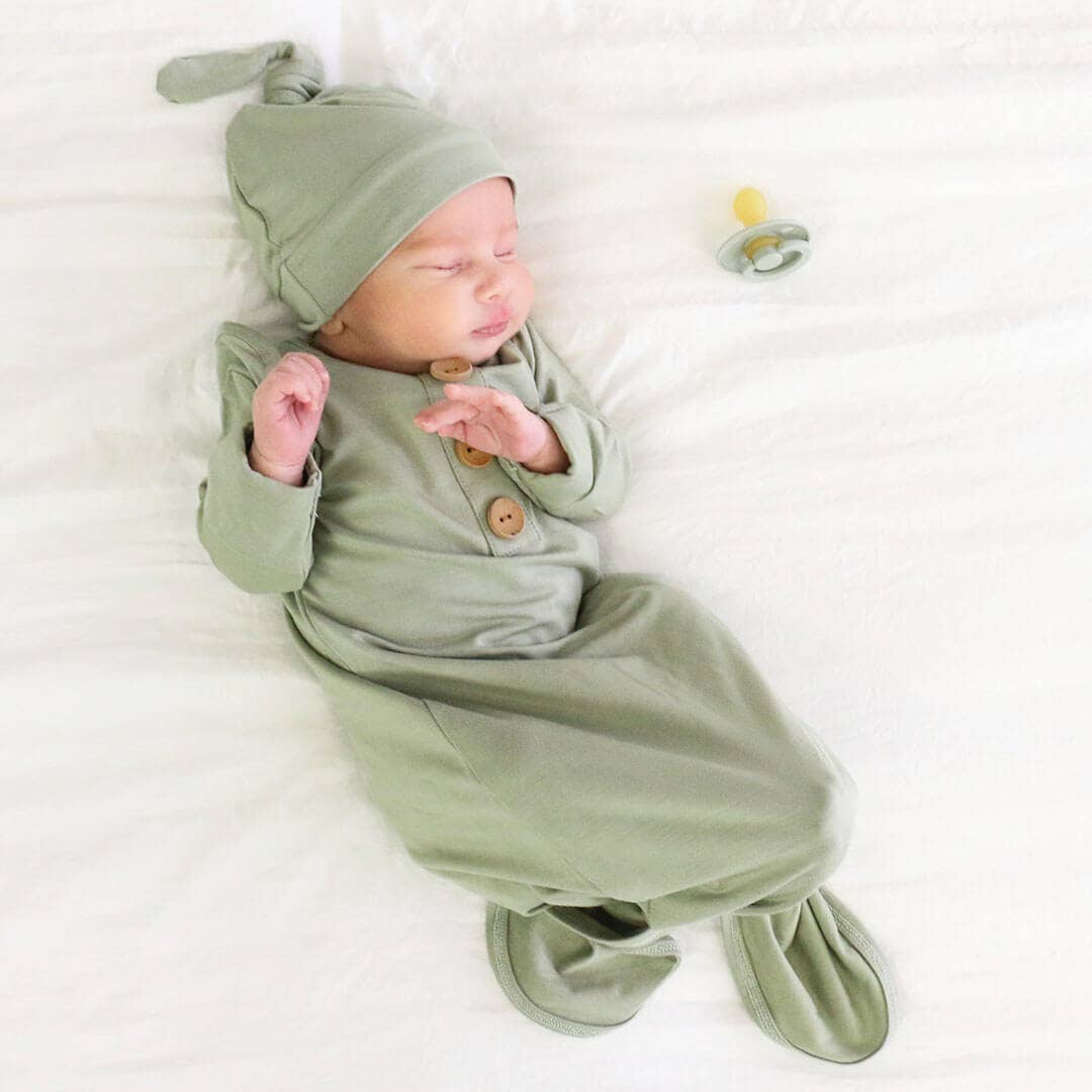 Solid Moss Bamboo Baby Knot Gown & Hat: Newborn / 7-14lbs+