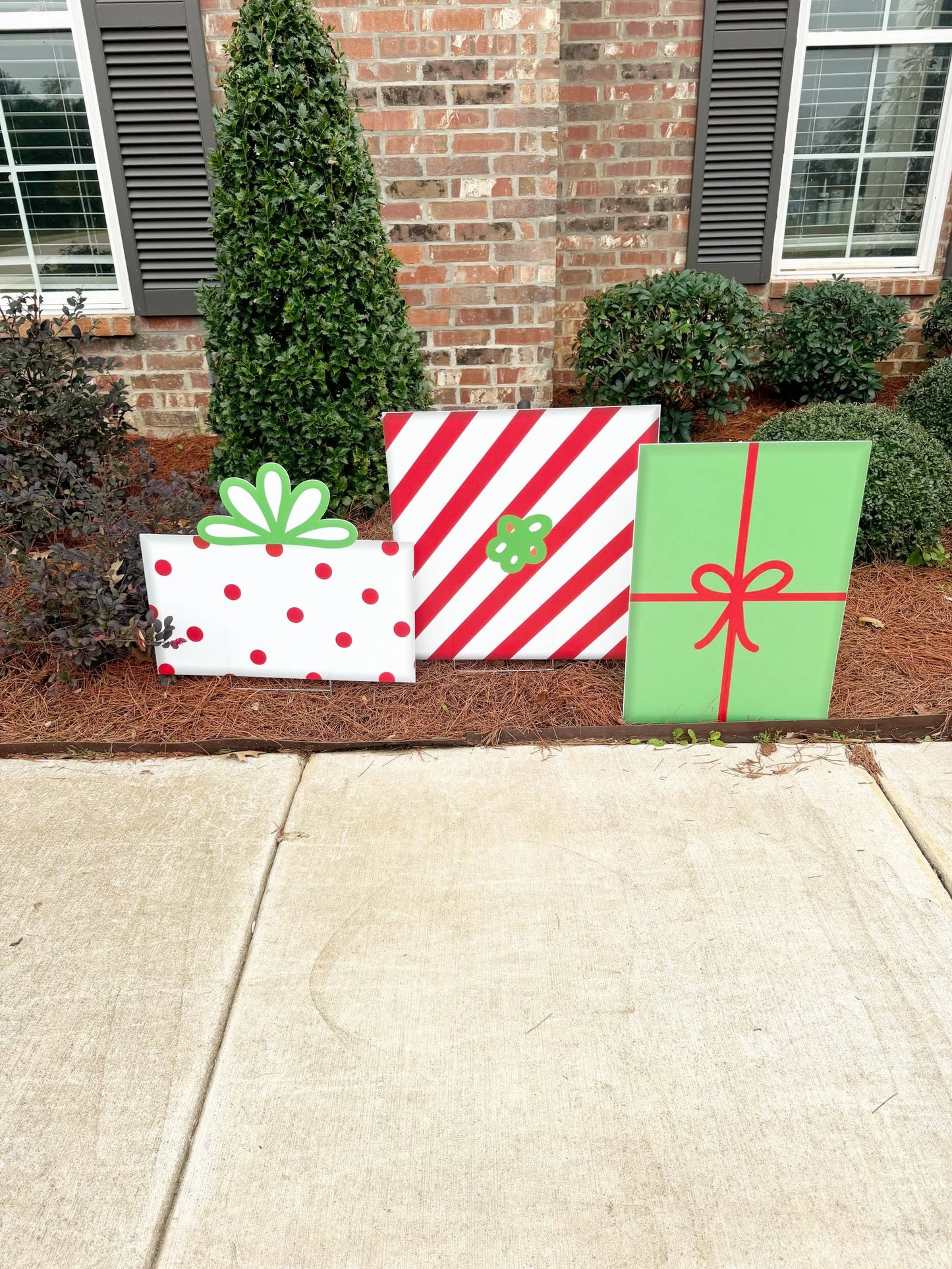 Christmas Gift Set : Green with red bow