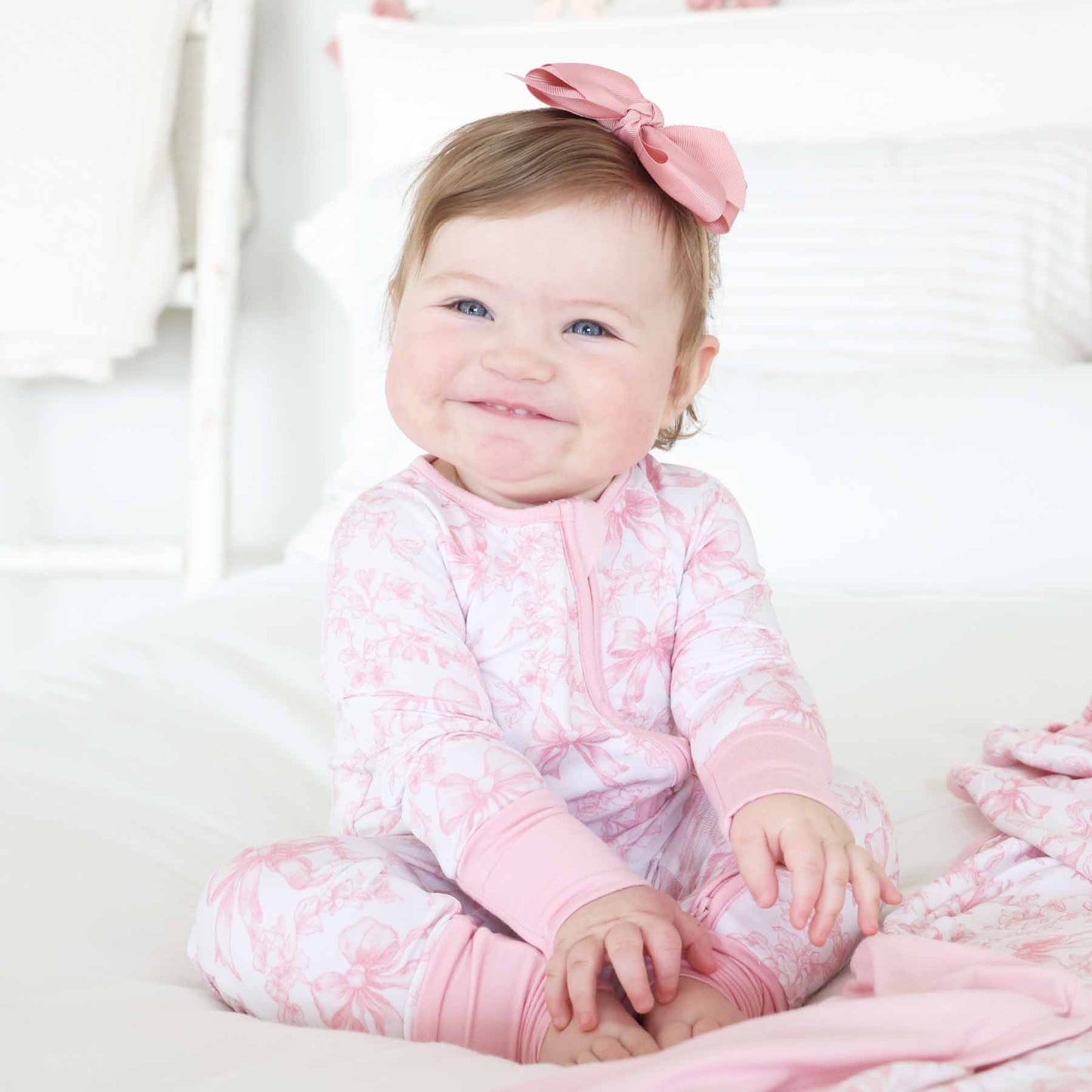 Fancy Frills Convertible Zip Romper: 0-3 months