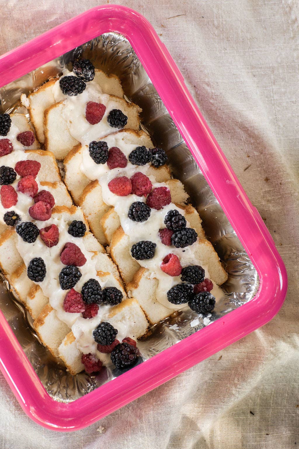 Classic Set - Pan Frame w/ Lid & Serving Spoon - Hot Pink