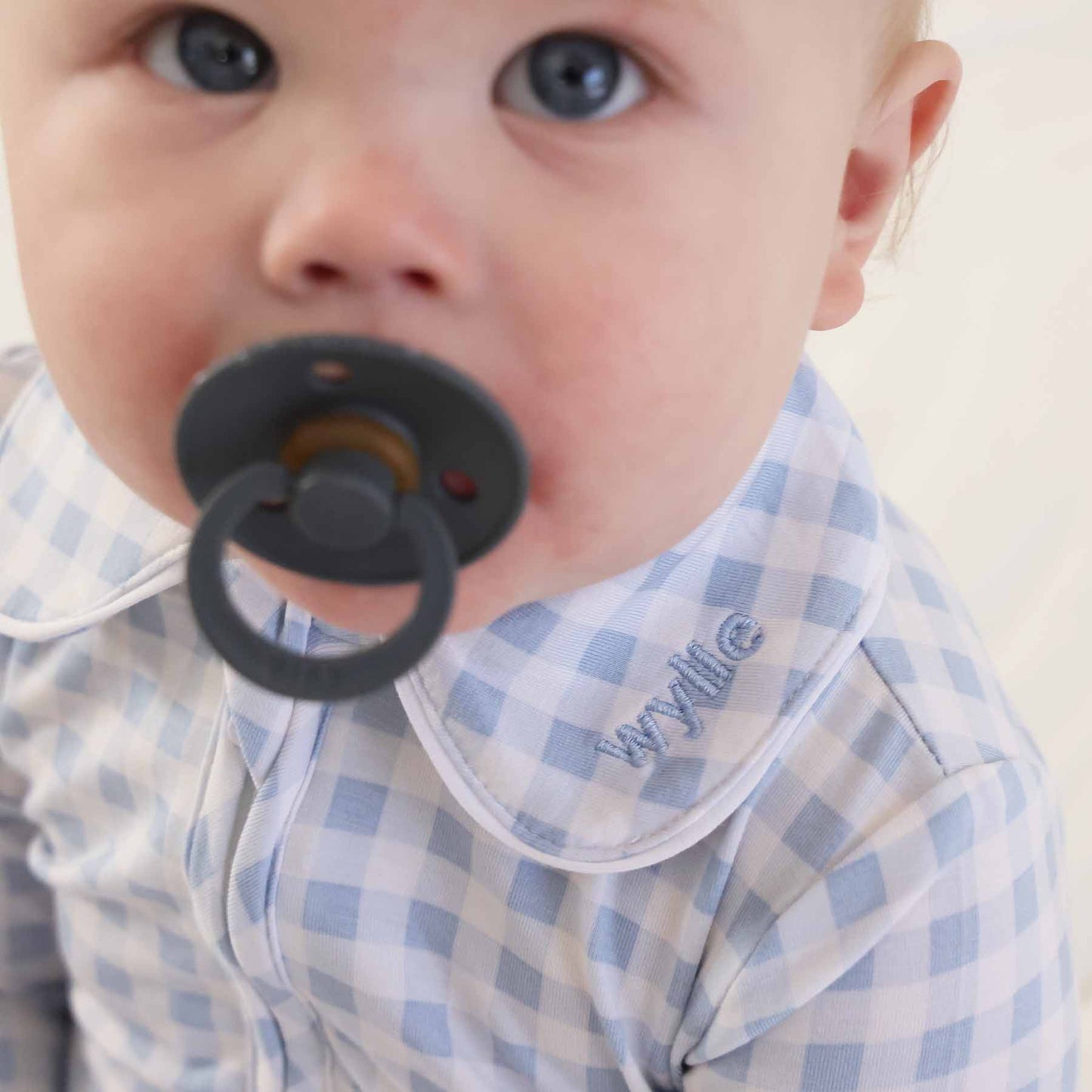 Peter Pan Collar Zipper Footie: Dusty Blue Gingham / Non-Personalized / 0-3 months