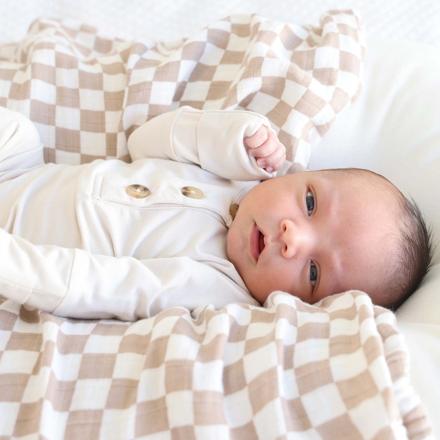 2pc Bamboo Button Top & Bottom | Eggshell: NB-3 months