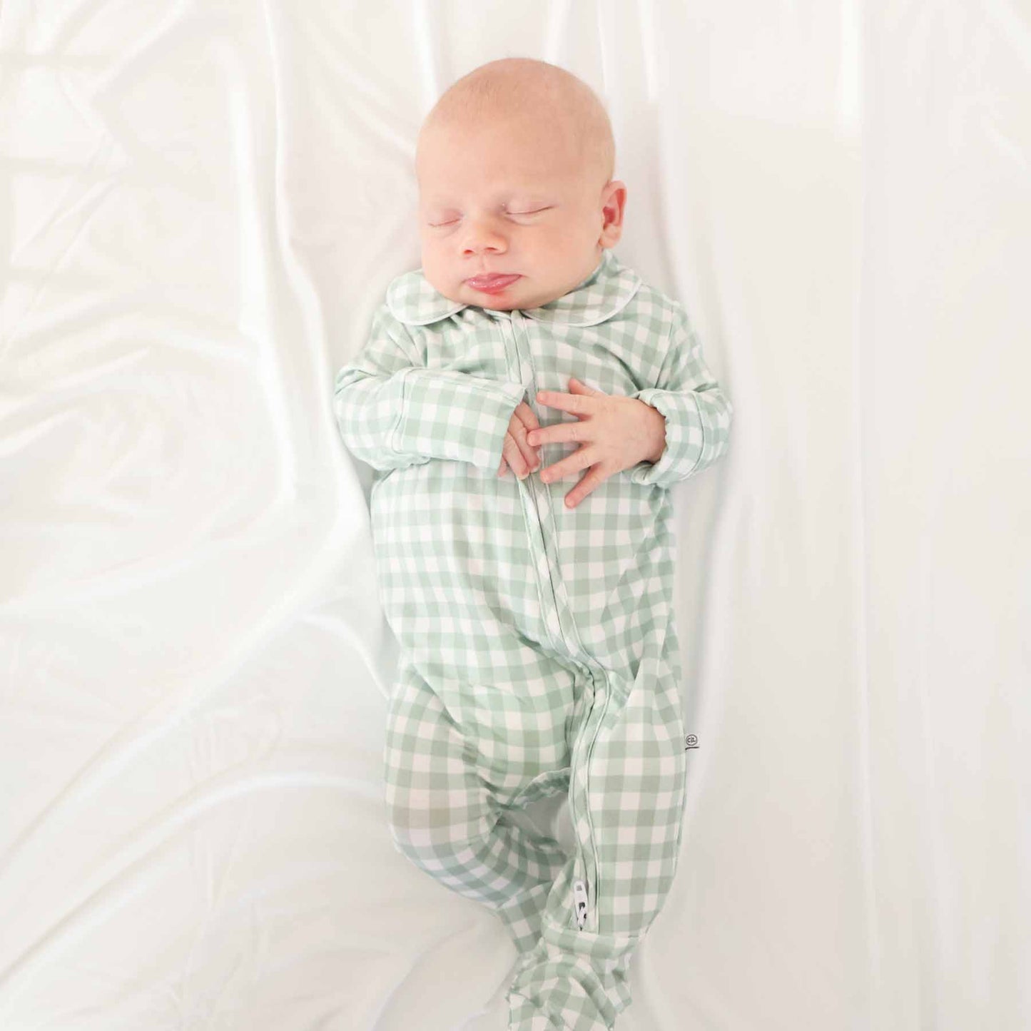 Peter Pan Collar Zipper Footie: Dusty Blue Gingham / Non-Personalized / 0-3 months