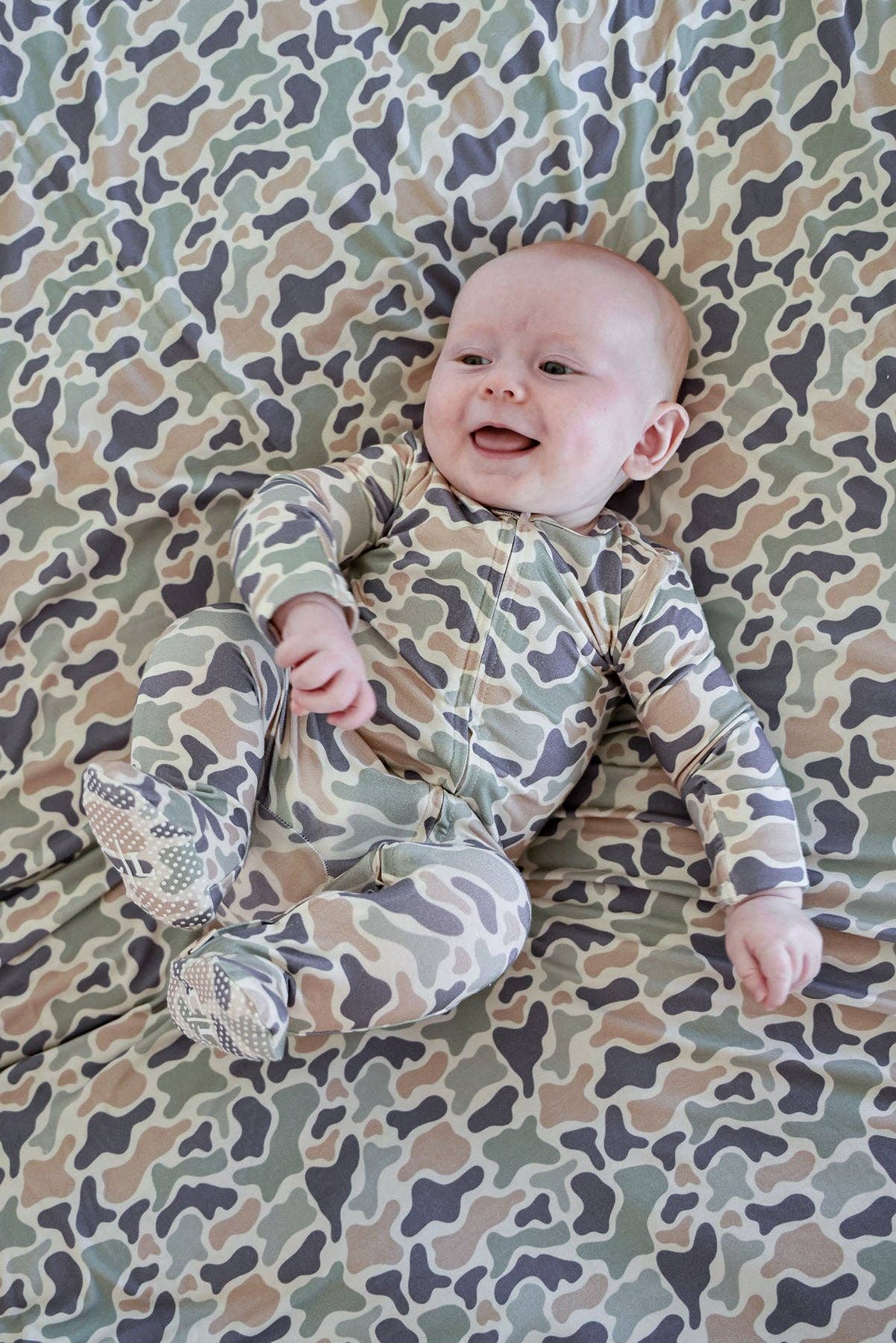 Bamboo Zipper Footie | Camo Cutie: Newborn