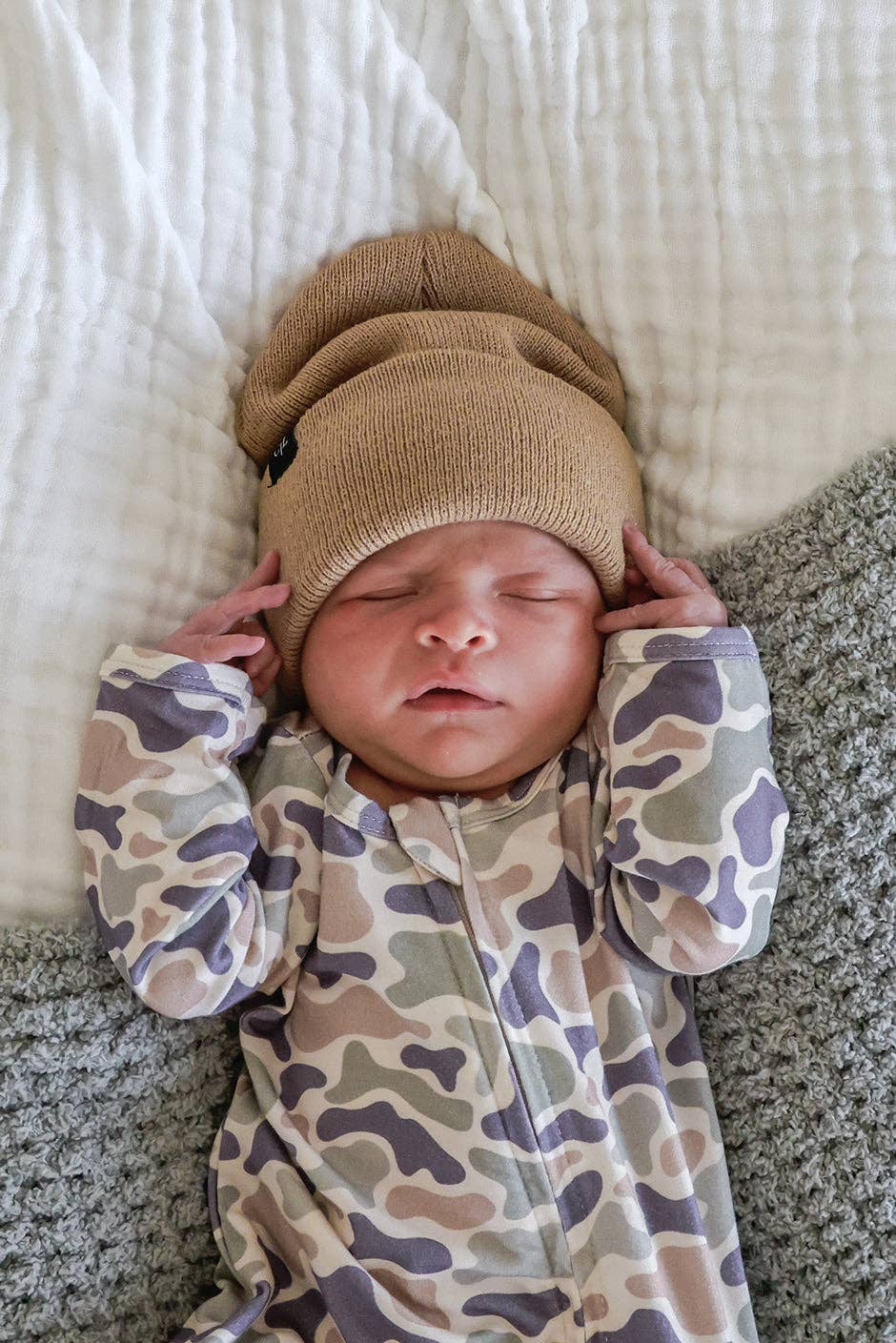 Bamboo Zipper Footie | Camo Cutie: Newborn