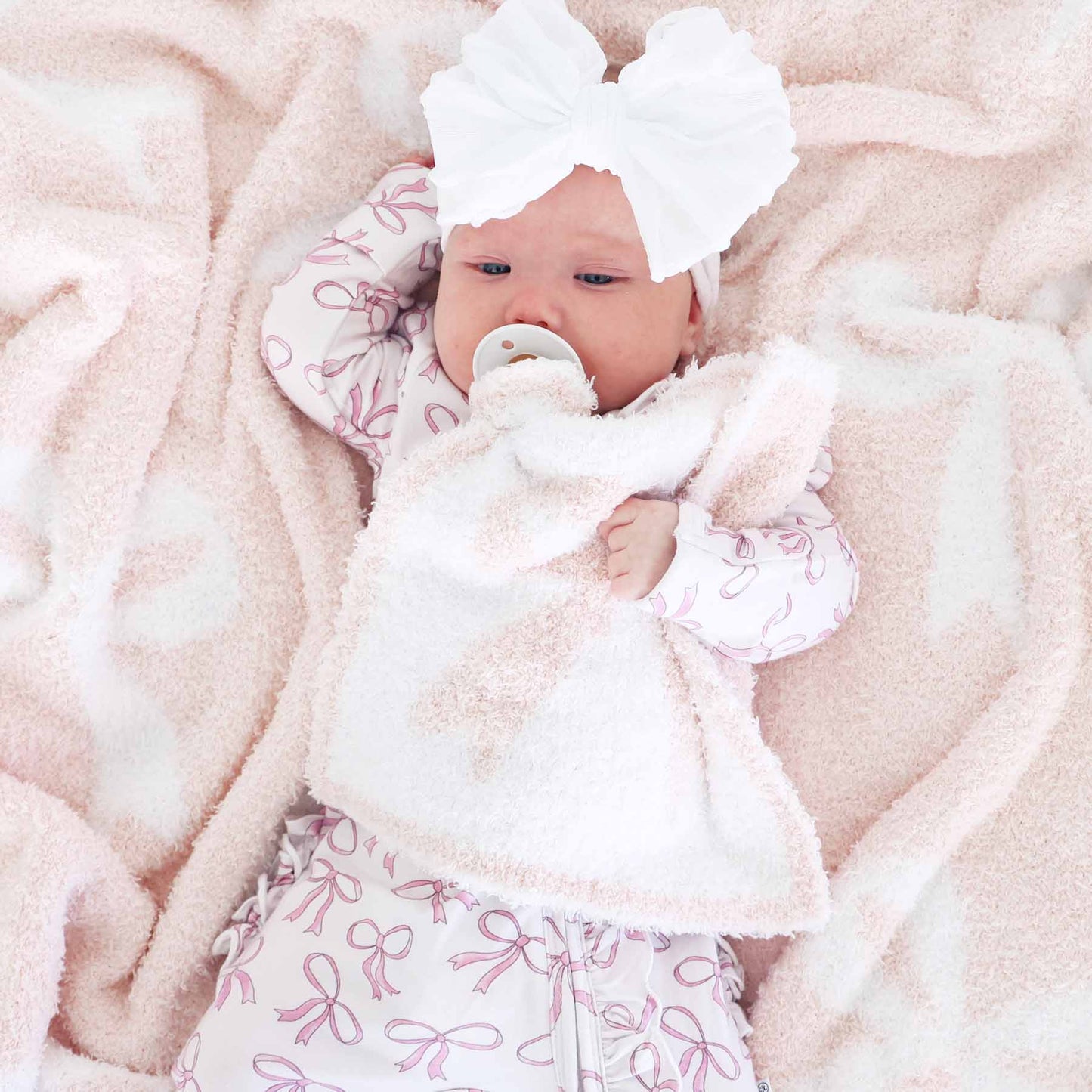 CuddleLane™ Luxe Lovey | Bows: Light Pink Bows