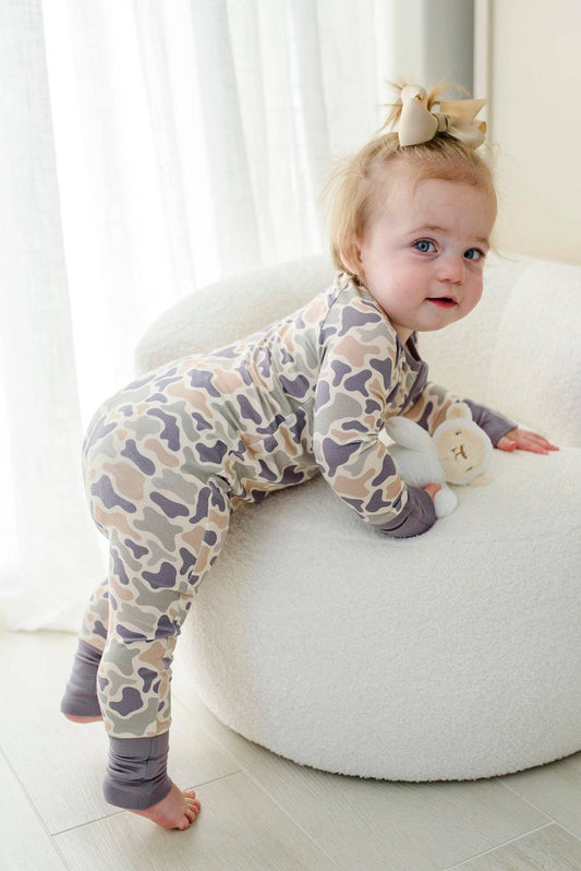 Convertible Bamboo Zip Romper | Camo Cutie: 0-3 months
